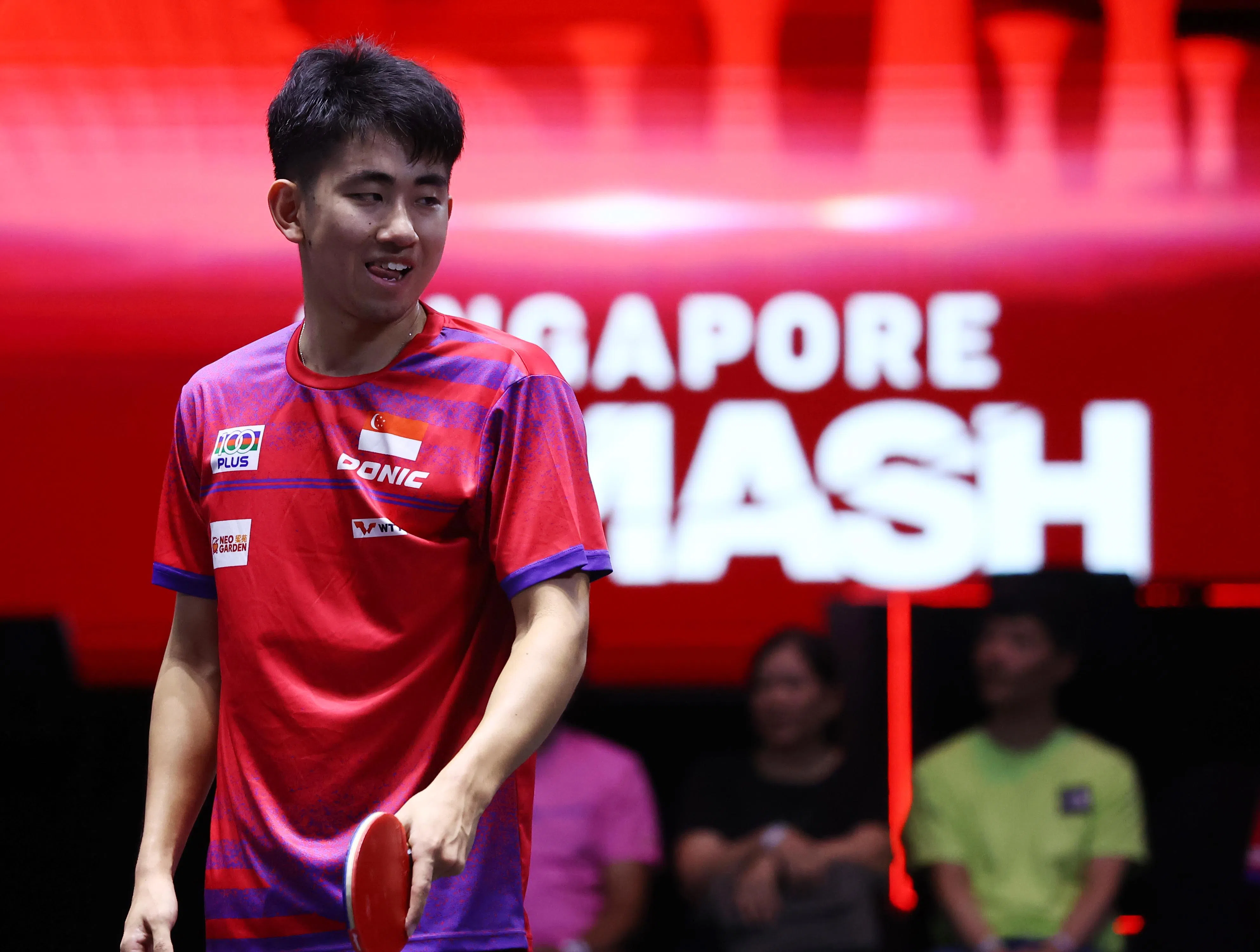 我国男单选手冯耀恩不敌奥地利老将哈贝松。（陈渊庄摄）