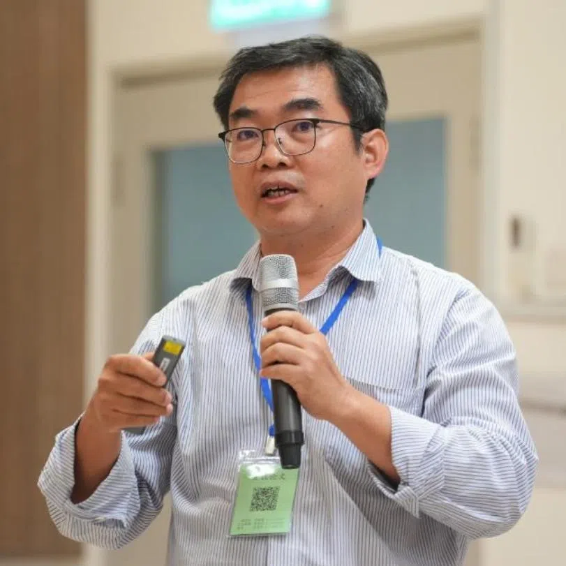 来自麻坡武吉巴西的政治时评员郑名烈指出，州政府将资源集中投入新山发展，其他县市尚未感受到经济增长带来的利好。 （受访者提供）