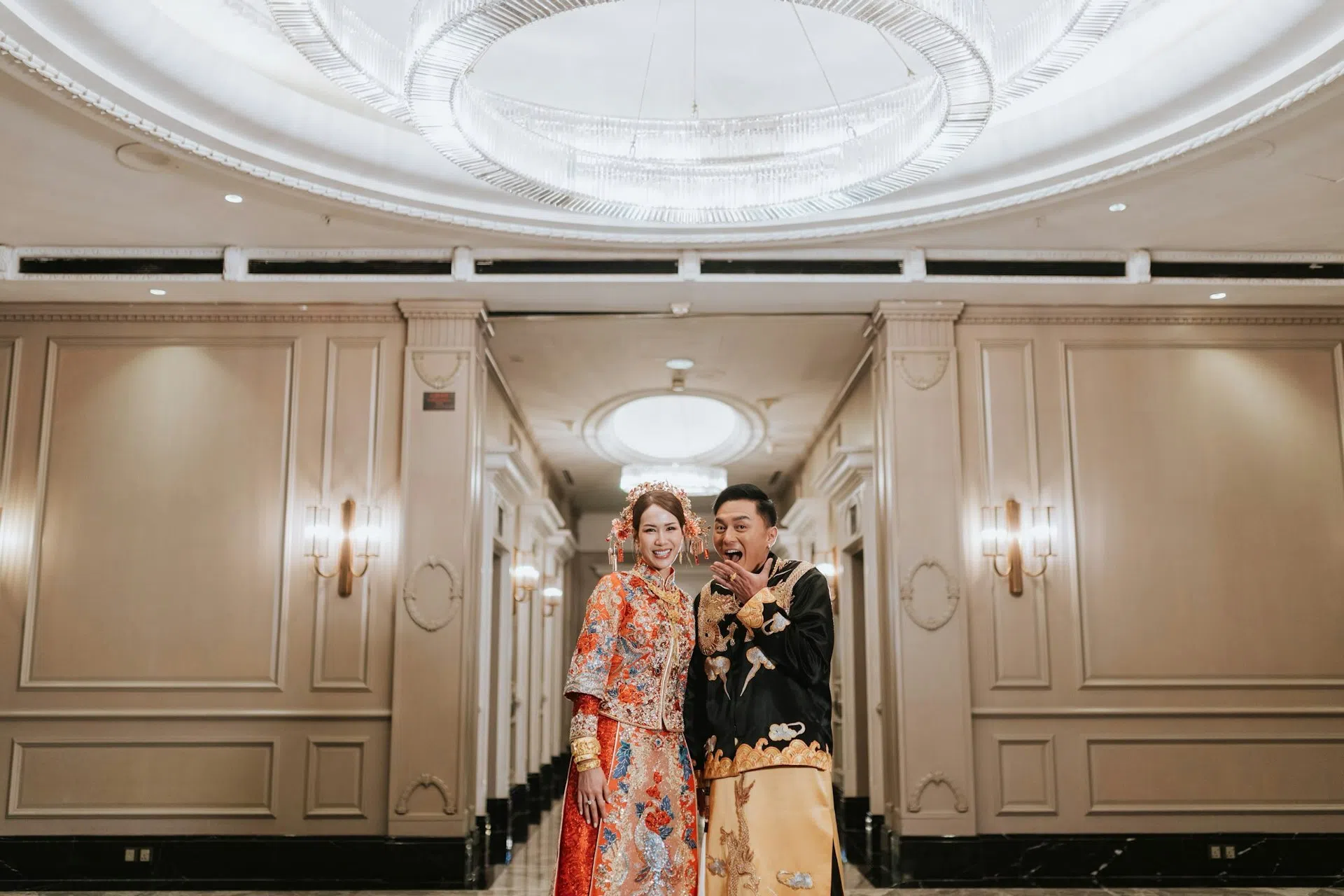吉隆坡婚礼结束后，一对新人将投入拍摄工作。（互联网）