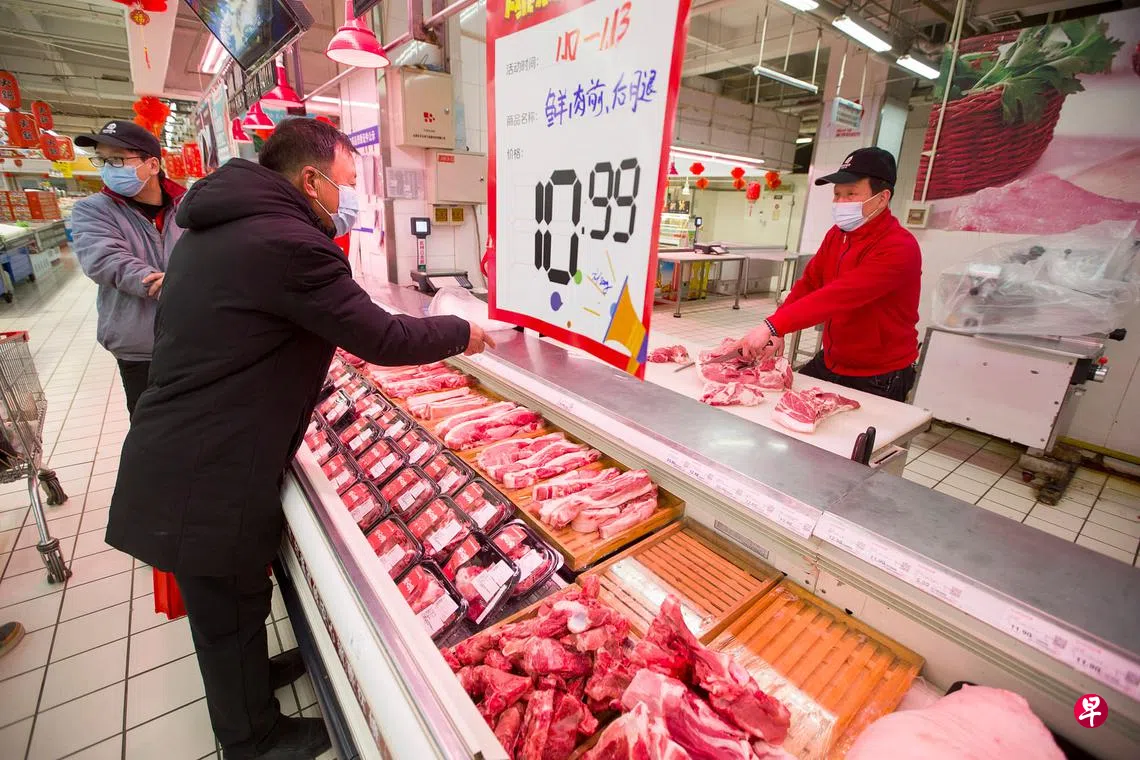 猪肉价大跌和大宗商品保供稳价中国去年12月CPI重回“1”时代| 联合早报