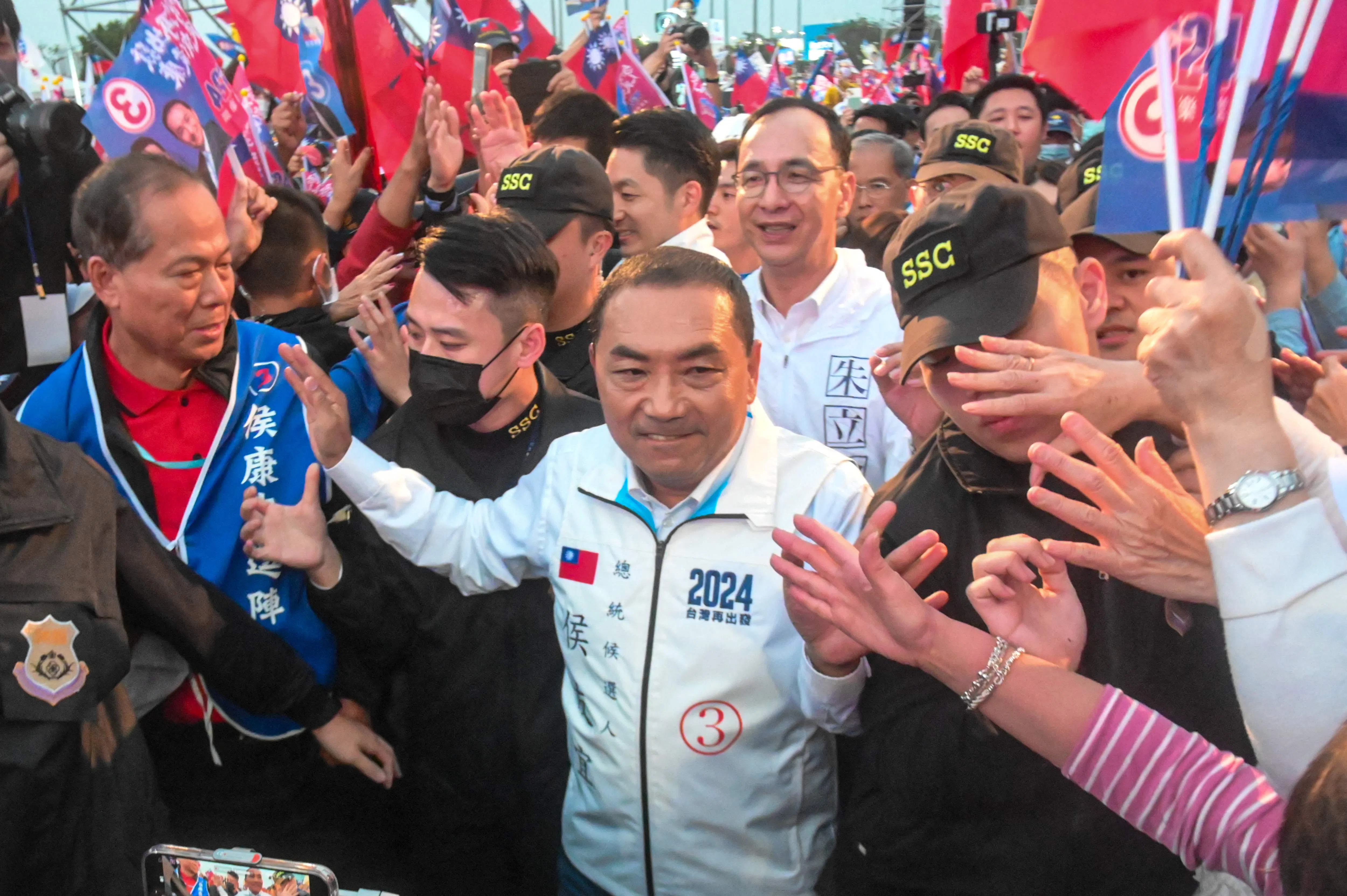 年长和草根选民是国民党总统候选人侯友宜的铁票仓。（法新社）