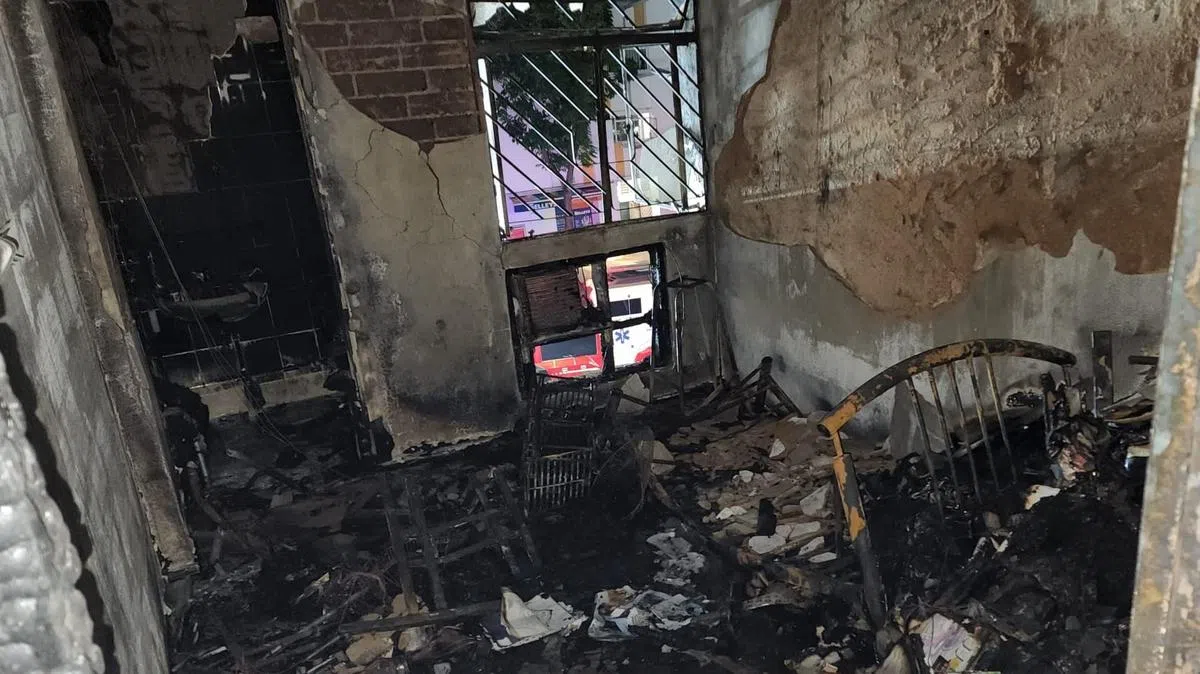 失火单位被烧得面目全非。（取自民防部队面簿）