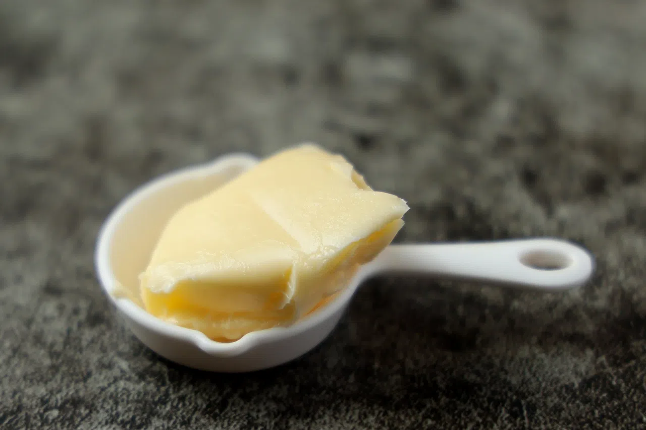 总统牌有盐牛油味道香浓。（龙国雄摄）