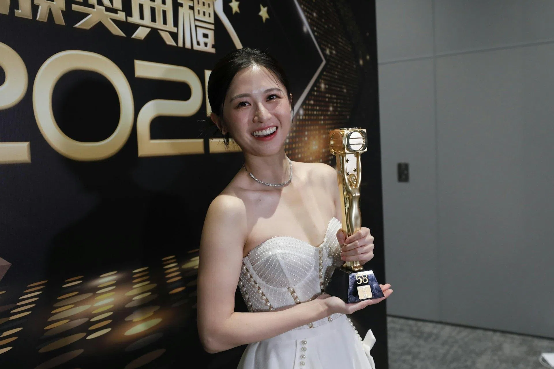 最佳新人得主是《新闻女王2》的倪嘉雯。（互联网）