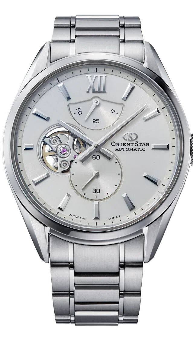 M34 F7半镂空腕表白色版本则以极简构图展现东方的留白精神——删繁就简。（东方星提供）