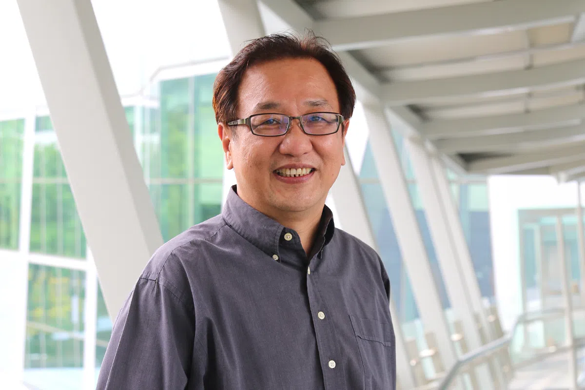 “35岁的年龄限制并非板上钉钉的政策。”——新加坡国立大学商学院房地产系教务长讲座教授程天富（受访者提供）