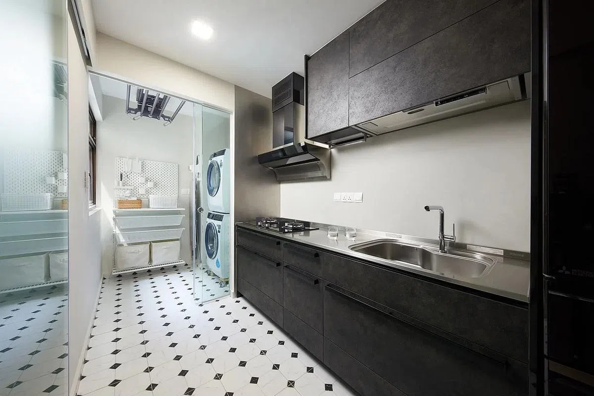 厨房具跳跃的波普艺术风格。（Home Guide提供照片）