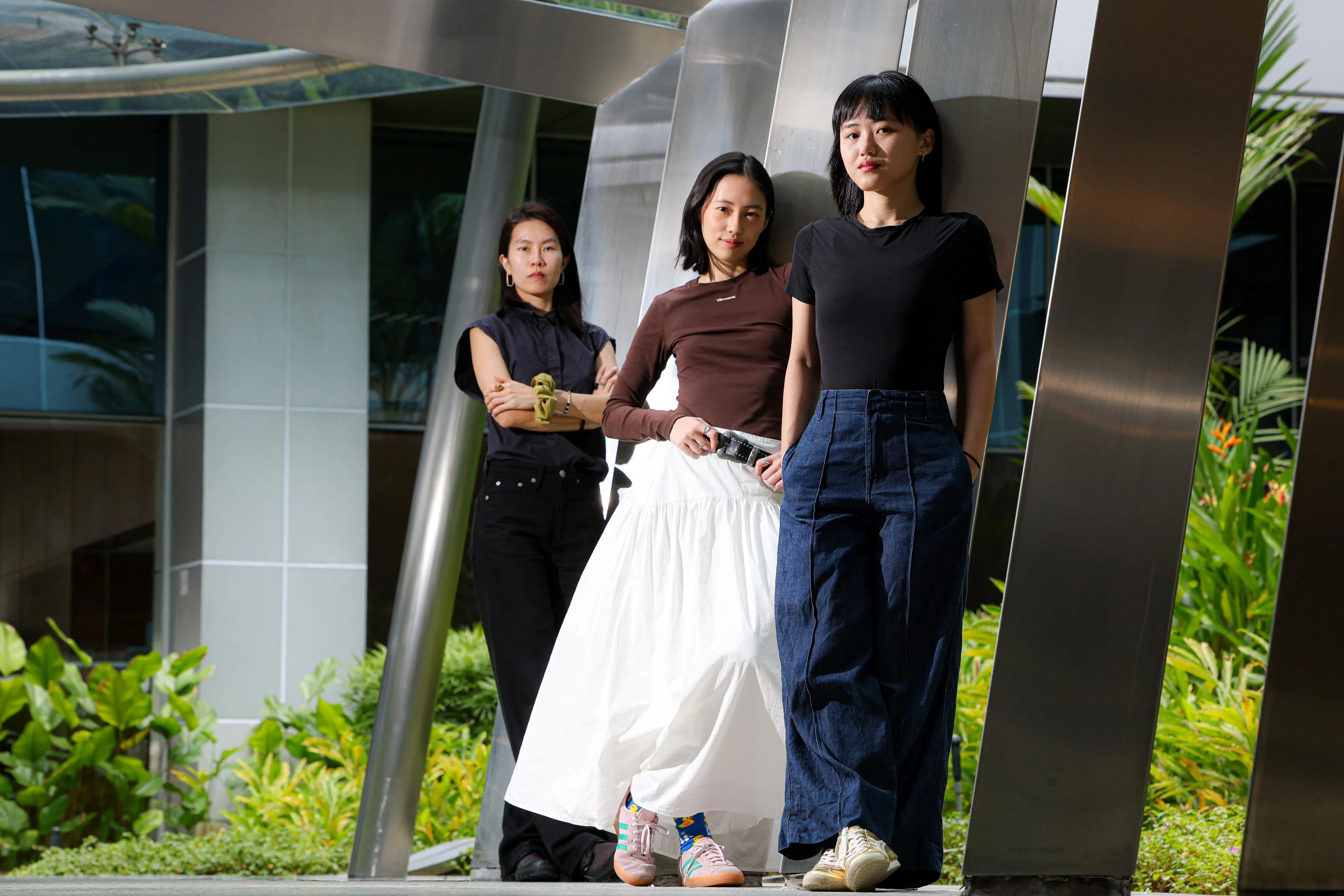 陈思攸（左起）、李雯和郑凯心勇敢选择不一样的人生道路。（关俊威摄）