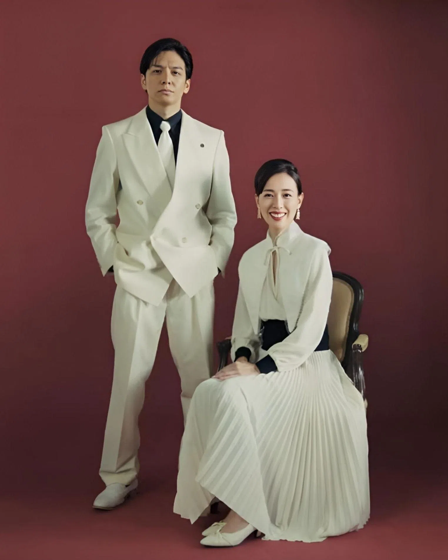 剧中户田惠梨香（右）和生田斗的爱情虽然刻画的篇幅不长，却是女性观众最爱。（互联网）