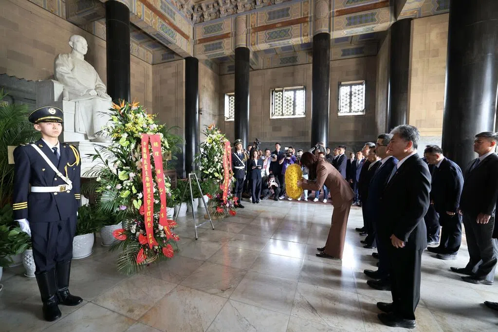 郑丽文谒陵谈话聚焦日对台殖民史 台学者：意在连结中华民族叙事