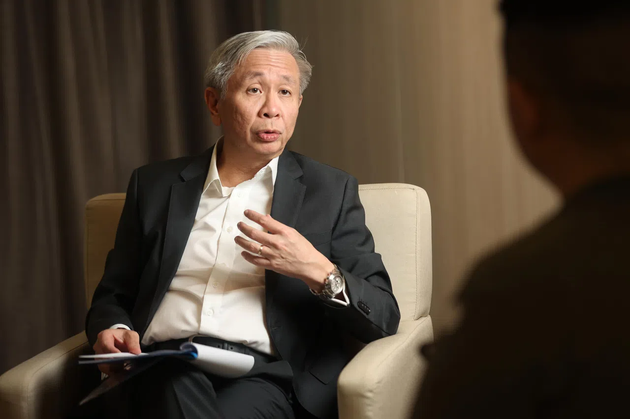 新加坡网络安全局局长许智贤接受《联合早报》专访时强调，所有技术归根结底都是在便捷、安全和成本之间的权衡，而便捷和安全之间常有冲突，没有适合所有情况的简单答案。（何家俊摄）