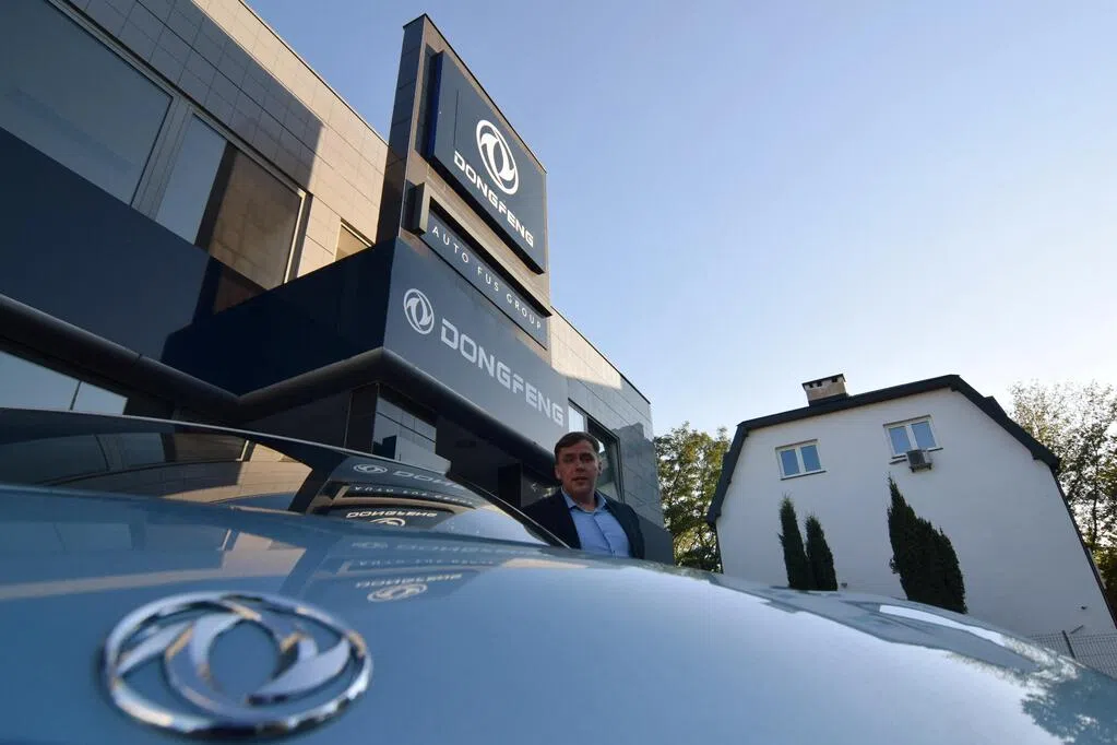 被电动车抢去半壁江山 中国燃油车涌向海外