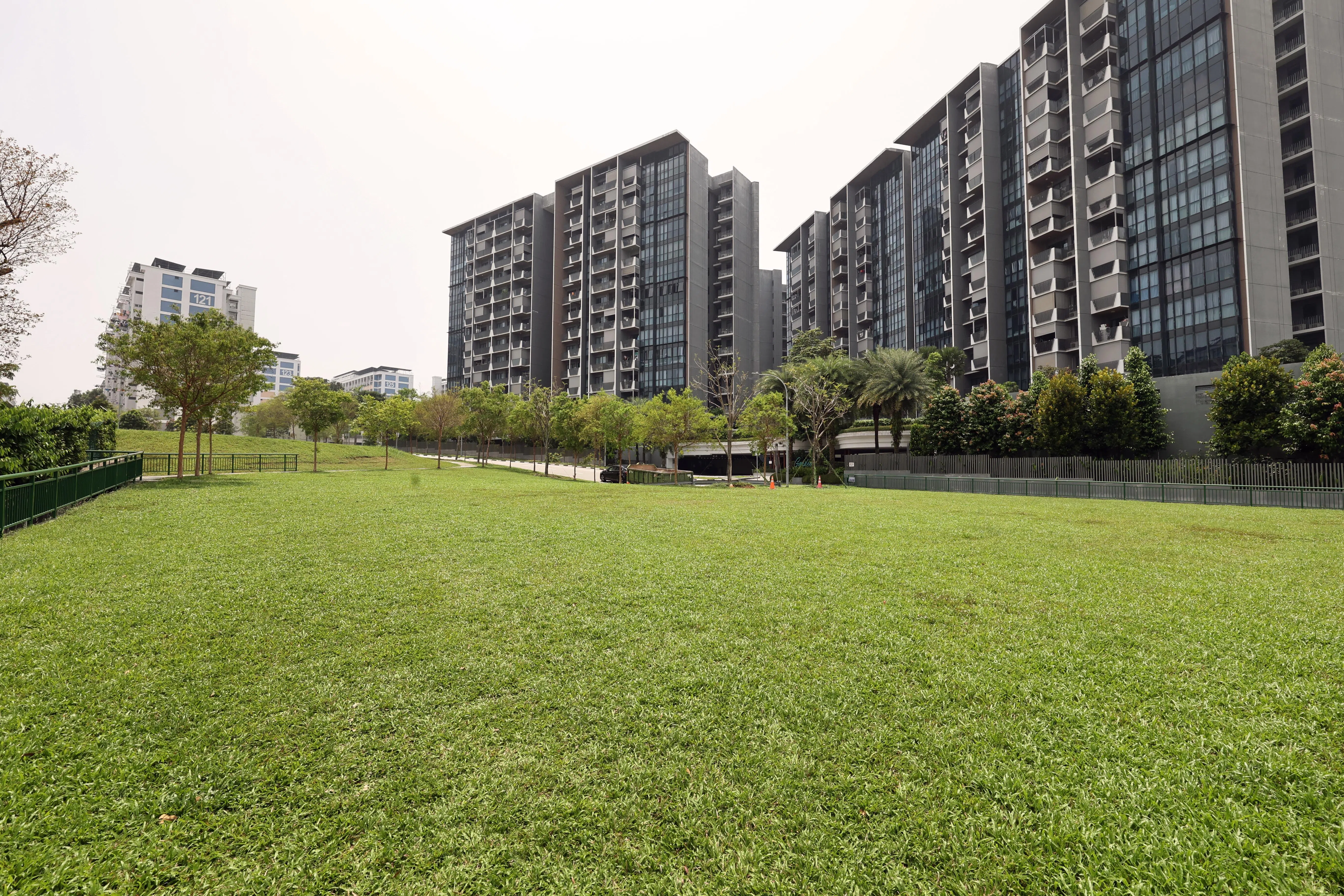 实龙岗北景（Serangoon North View）地段不靠近地铁或商场，预料不会成功被“勾出”供竞标。（周国威摄）