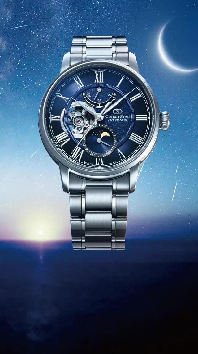 M45 F7新作延续三大经典元素——月相、动力储备与半镂空窗口。（东方星提供）