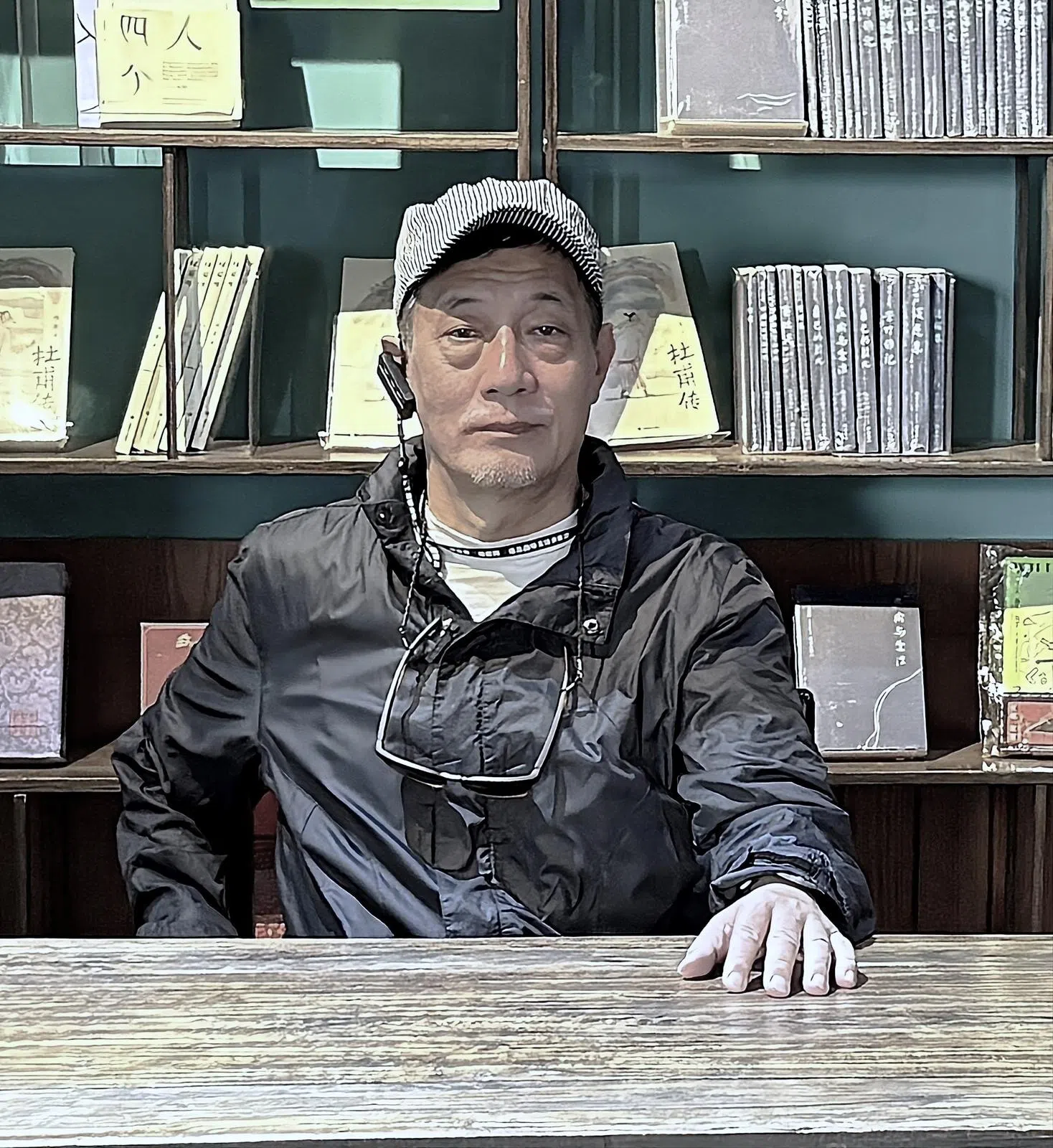 陆思良凭借《双子星》入选早报书选，倍感荣幸。（作者提供）