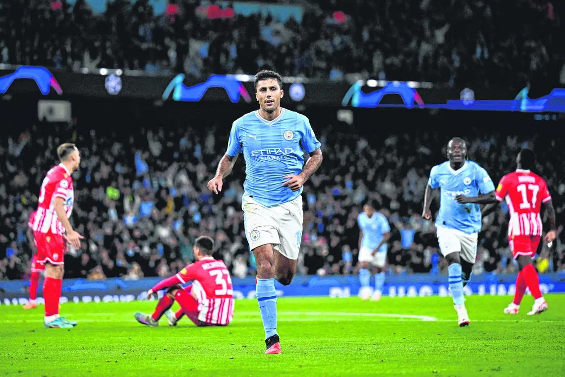 罗德里（16号）预计将迎来本赛季的第一个首发。（法新社）