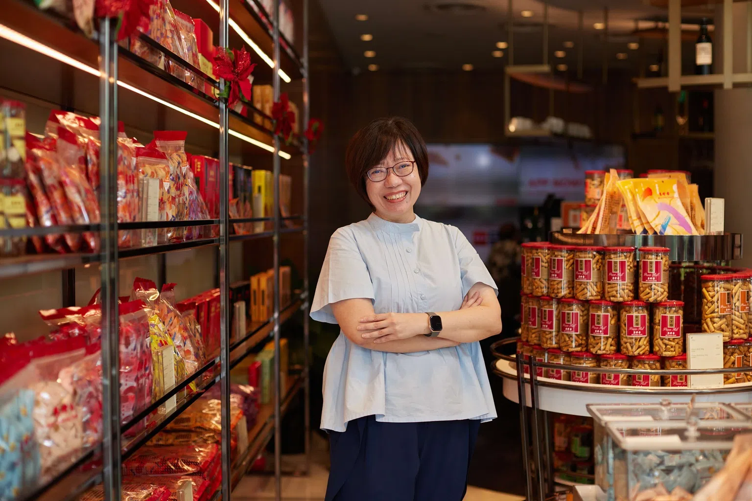 美珍香总经理洪美琪强调，唯有在传承中不断创新，企业才能在数码时代与客户保持紧密连接。（图／资讯通信媒体发展局提供）