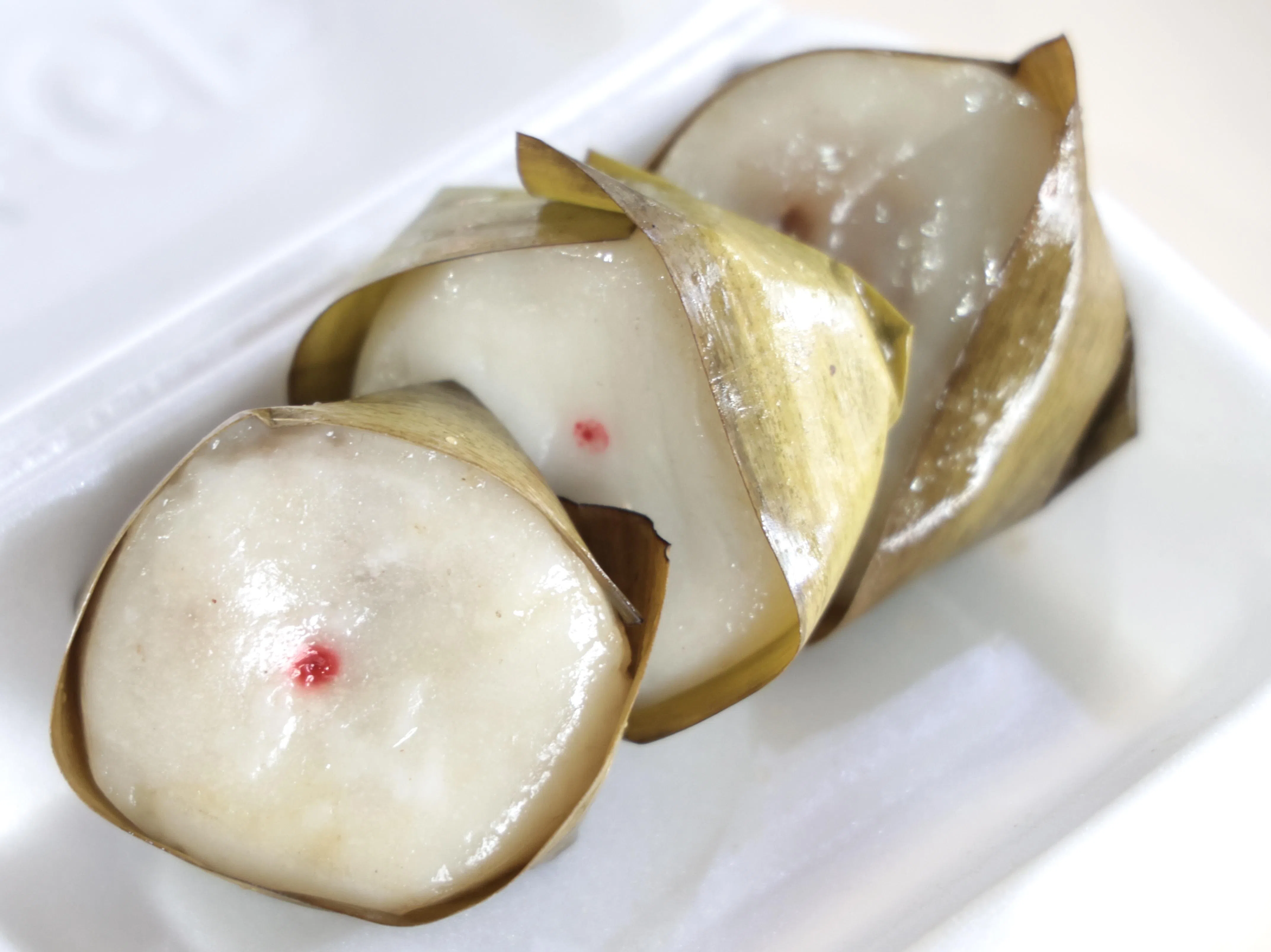 传统小吃海南薏粑，软糯Q弹，内馅丰富，可尝到淡淡姜香。（特约陈佩敏摄）