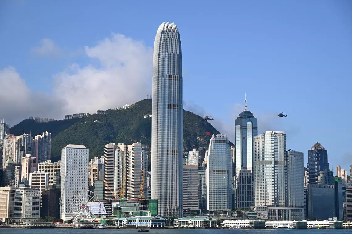 香港选委会选举提名截止 多数界别现超额报名