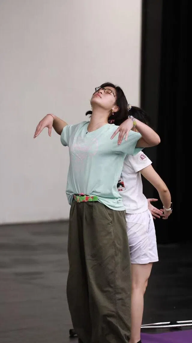 宋姝予去年尝试当演员，加入她的新剧造势。（受访者提供）