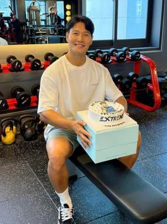 金钟国对妻子很保护，几乎没有公开任何情报。（互联网）