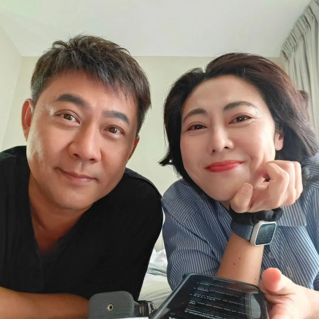 姚彣隆（左）和许美珍目前合作新剧《青春小鸟》。（取自姚彣隆IG）