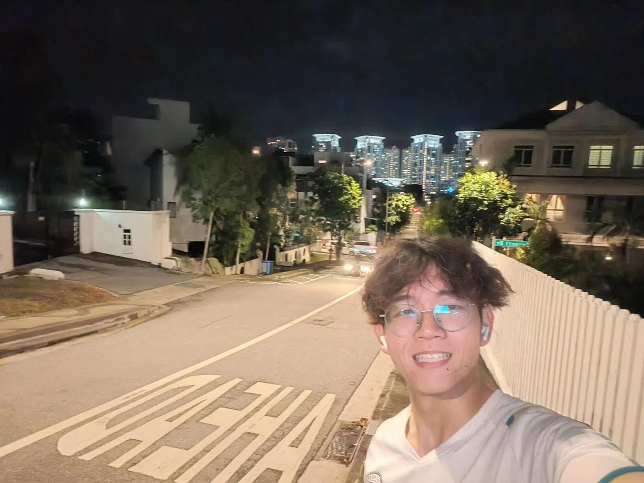 图为洪启宣的近照，如今的他饮食规律，勤劳运动，努力把体重保持在72公斤。（受访者提供）