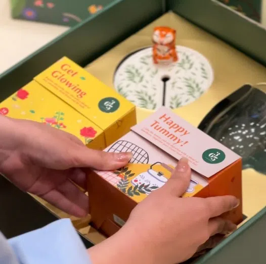 永裕隆推出的花茶礼盒包装精美。（图片取自官网）