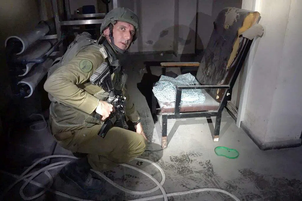 以军攻占加沙议会 哈马斯要以70人质换停火五天