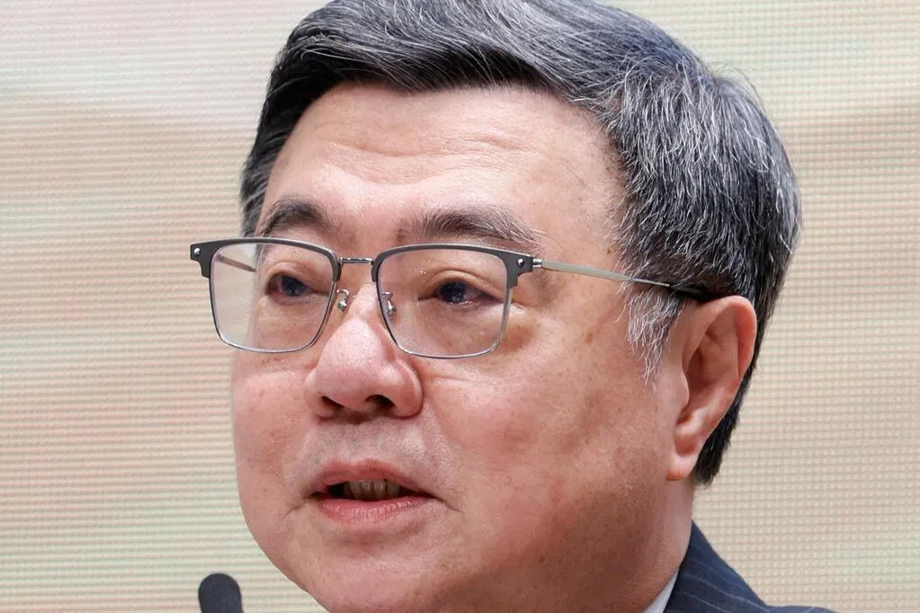 台湾行政院长卓荣泰表示为致癌食用油事件检讨与反省