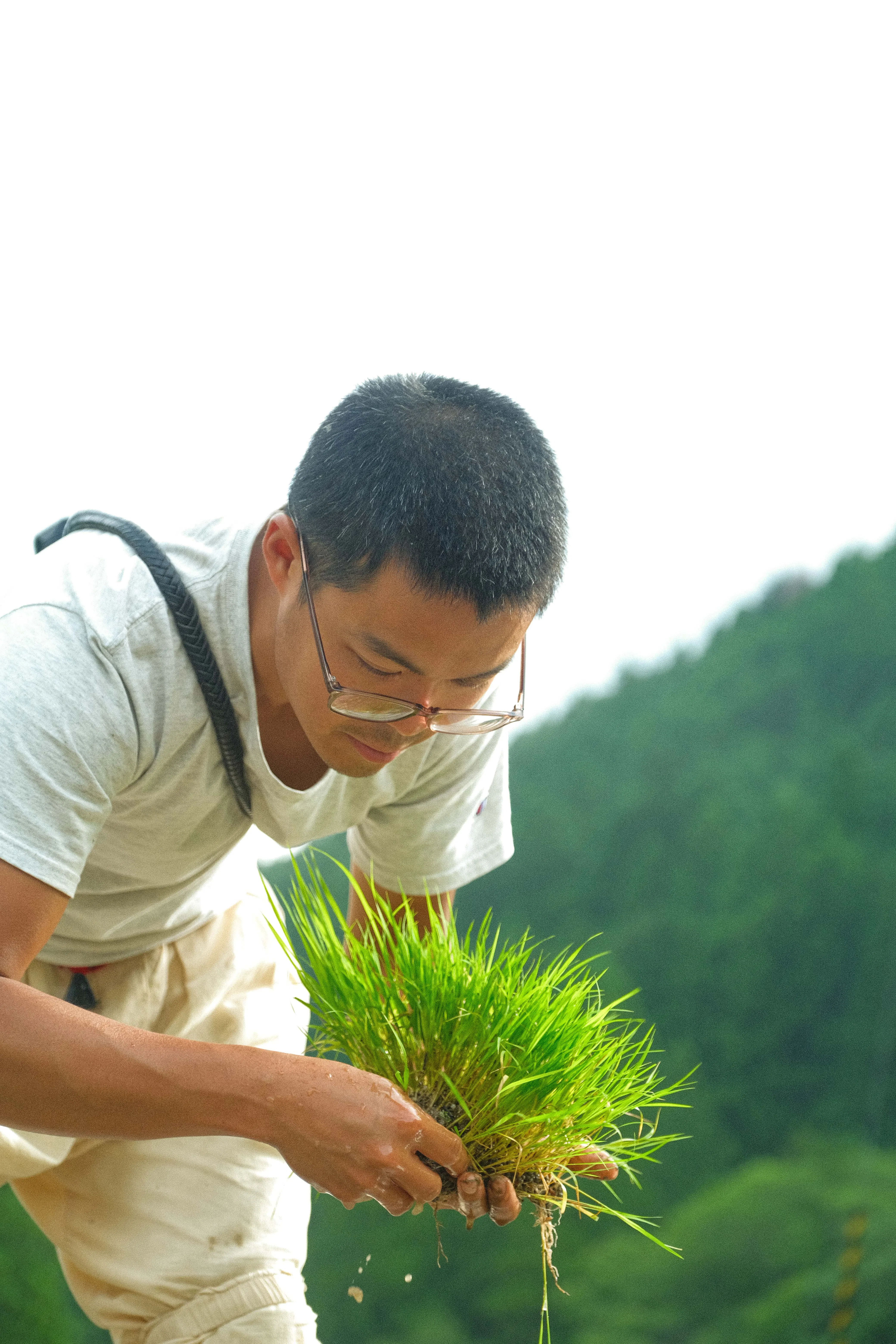 李先捷的农耕生活，在农业时钟里看时间流失。（受访者提供）
