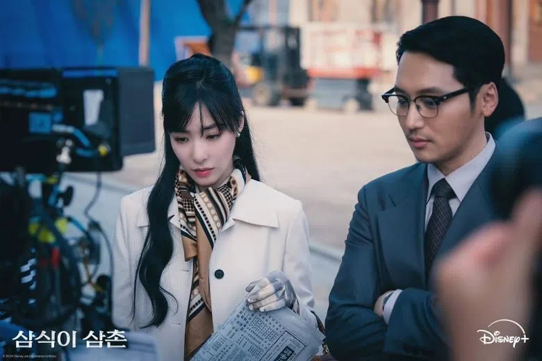 Tiffany（左）和人夫卞约汉在剧中和私下互动频繁，擦出爱火花。（互联网）