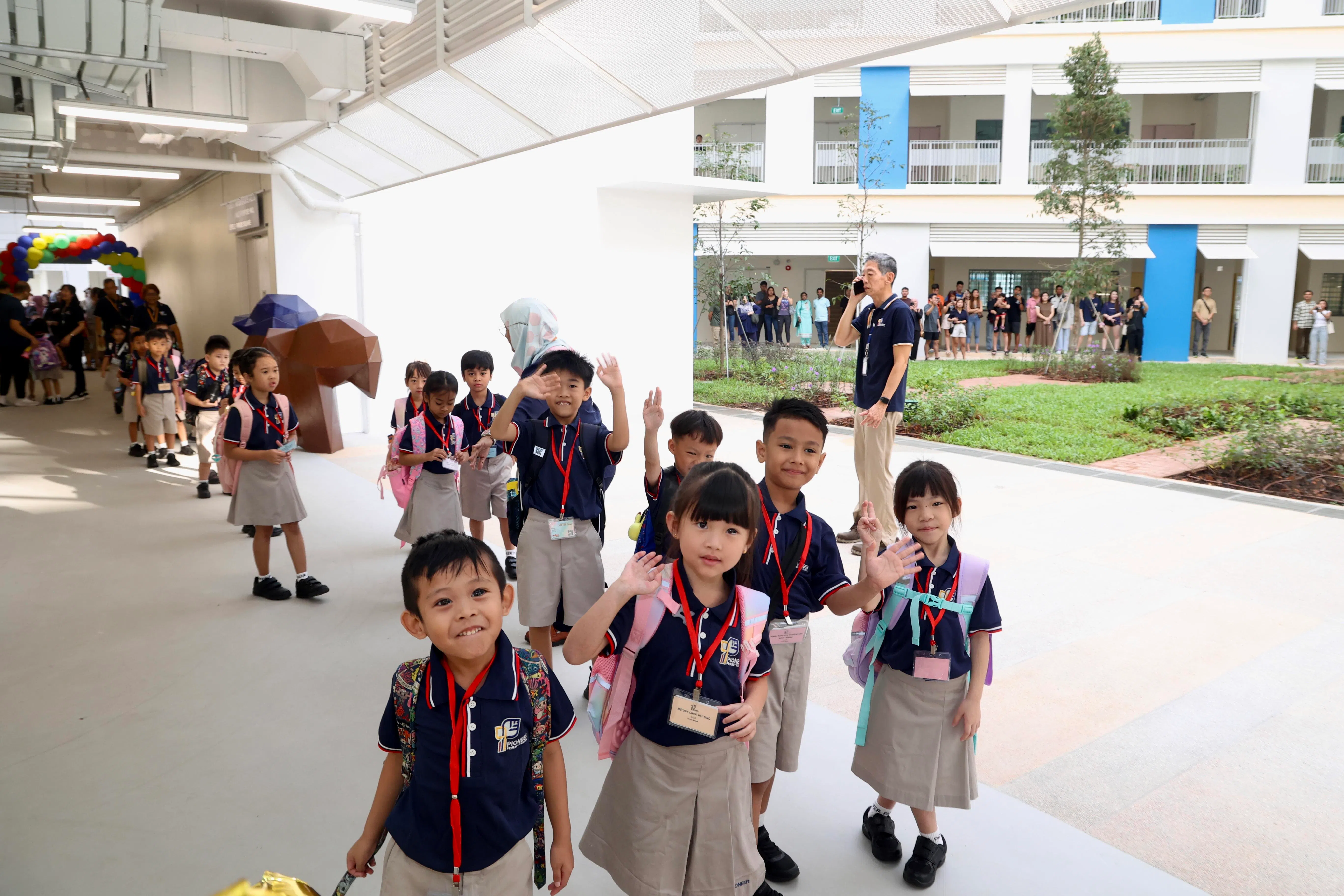 聚英小学曾因合并与搬迁计划暂停收生，今年迁入登加“新家”后，再度迎接小一新生。（邝启聪摄）