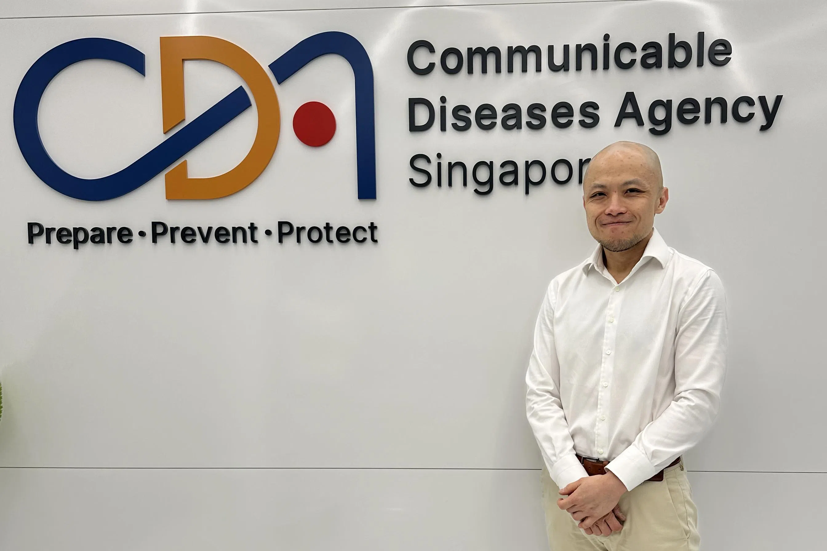 黄建雄说，社会对HIV的成见主要是误解了它的传播方式。日常肌肤接触不会传播HIV，即使是体液，也并非所有体液都会传播HIV。（苏秉苓摄）