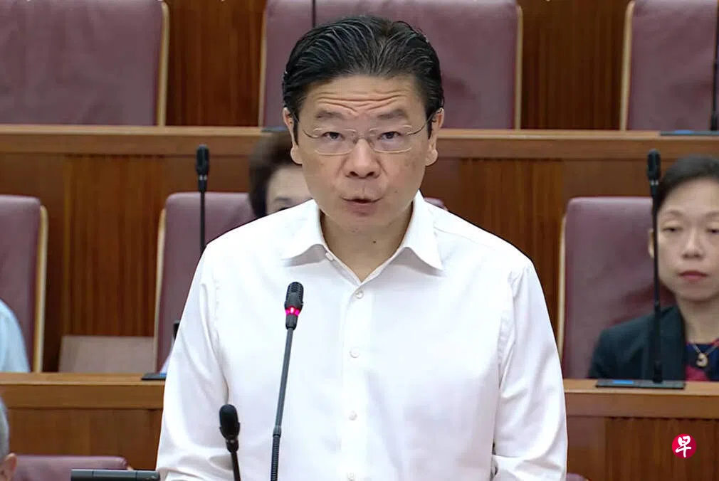 黄总理：接受独立委员会政治薪金检讨报告 部长薪金逐步调整到建议水平