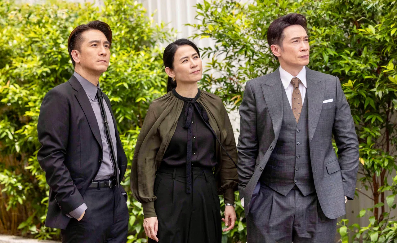 宣萱（中）说，在《执法者们》跟马国明（左）和陈豪（右）的对手戏不多。（互联网）