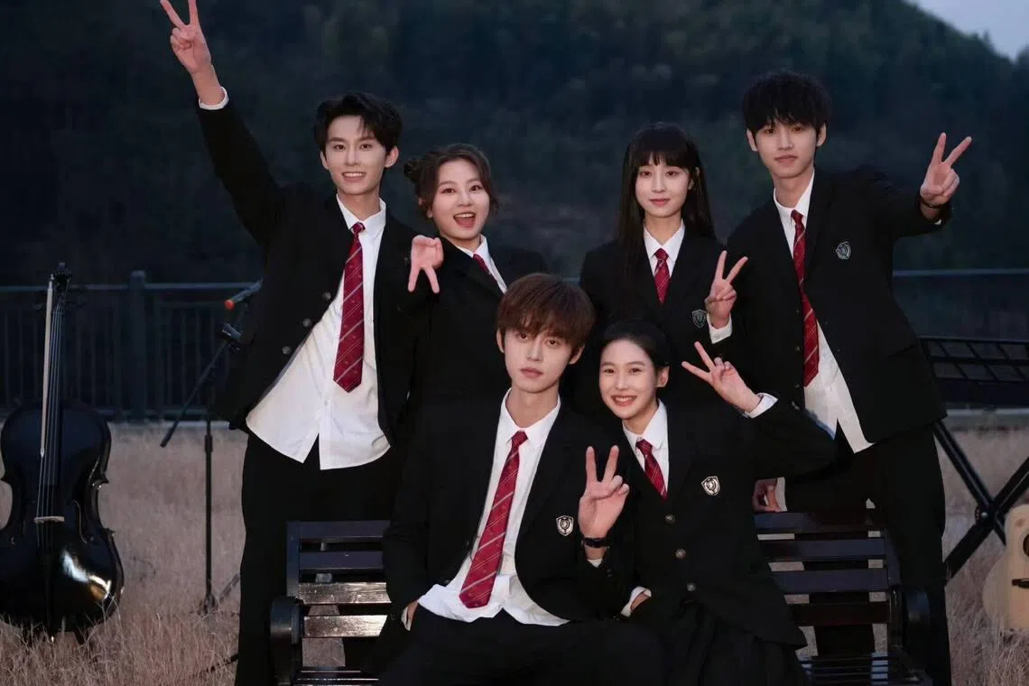 校园剧的吸引力在于它总能让人回忆起自己的青春，以及和朋友在一起的群像感。（取自剧集微博）