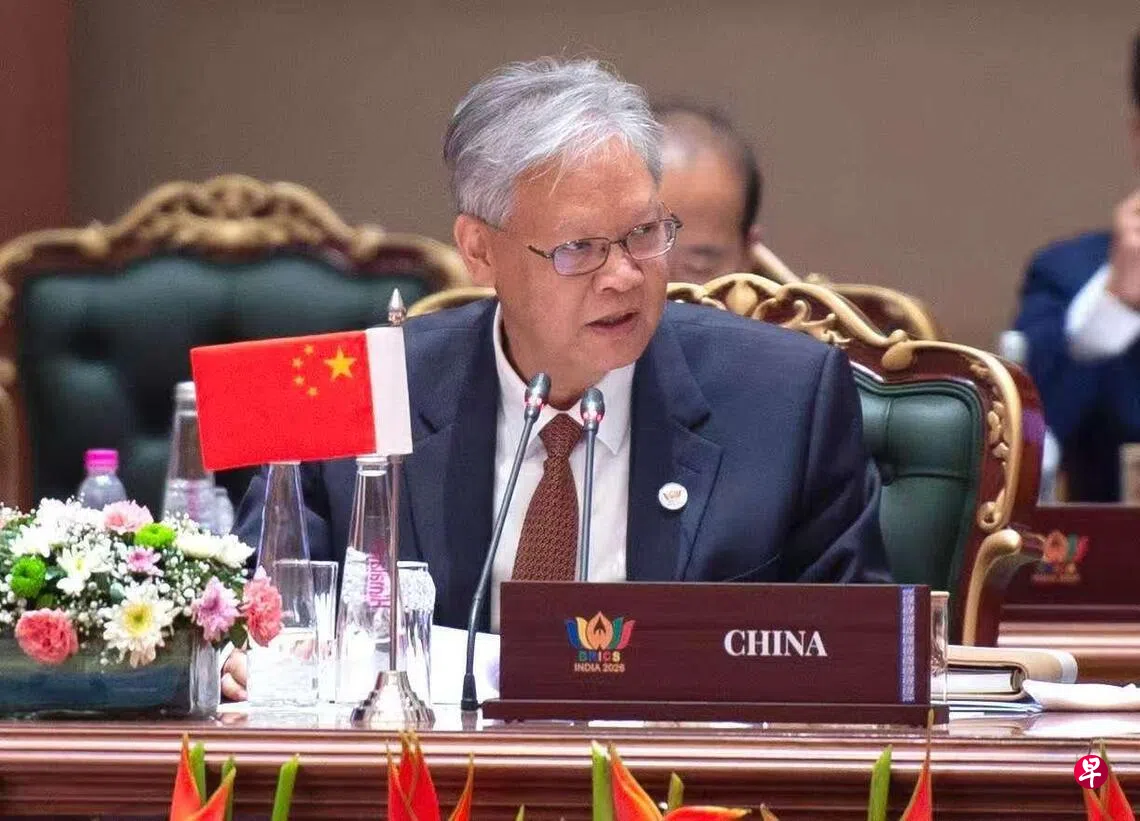 现任中国驻印度大使徐飞洪 （取自中国驻印度大使馆官网）