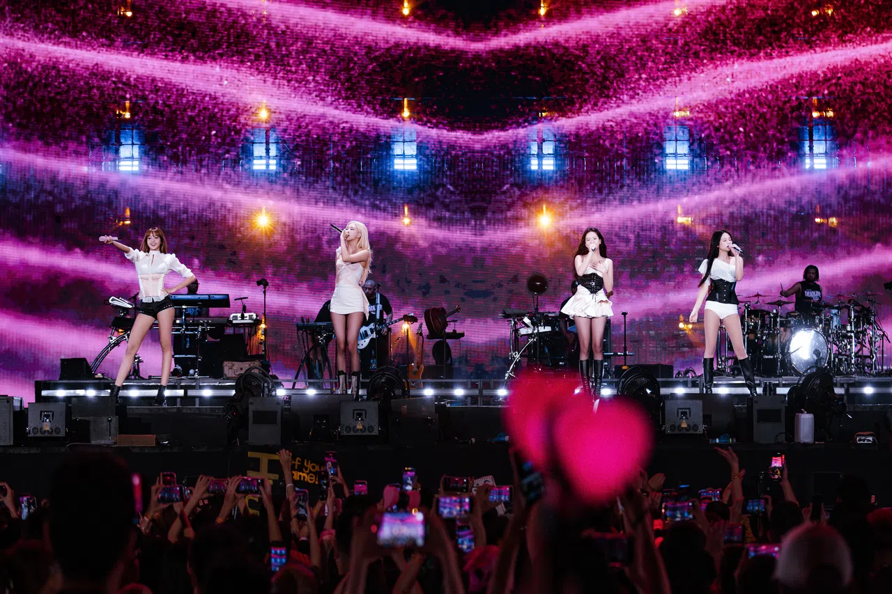 台上四人各有魅力，却没有谁特别“抢戏”，各人所吸引到的尖叫声分贝也几乎不分上下。（Live Nation提供）