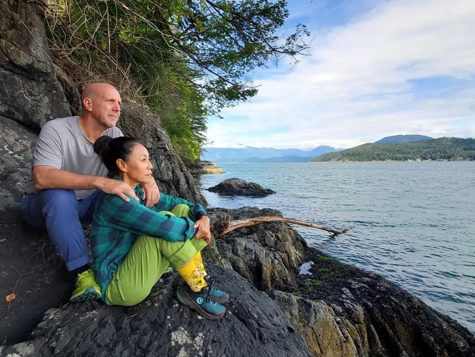 陈琼华与加拿大籍洋男友Kendell Dickinson热恋三年。（取自陈琼华 IG）