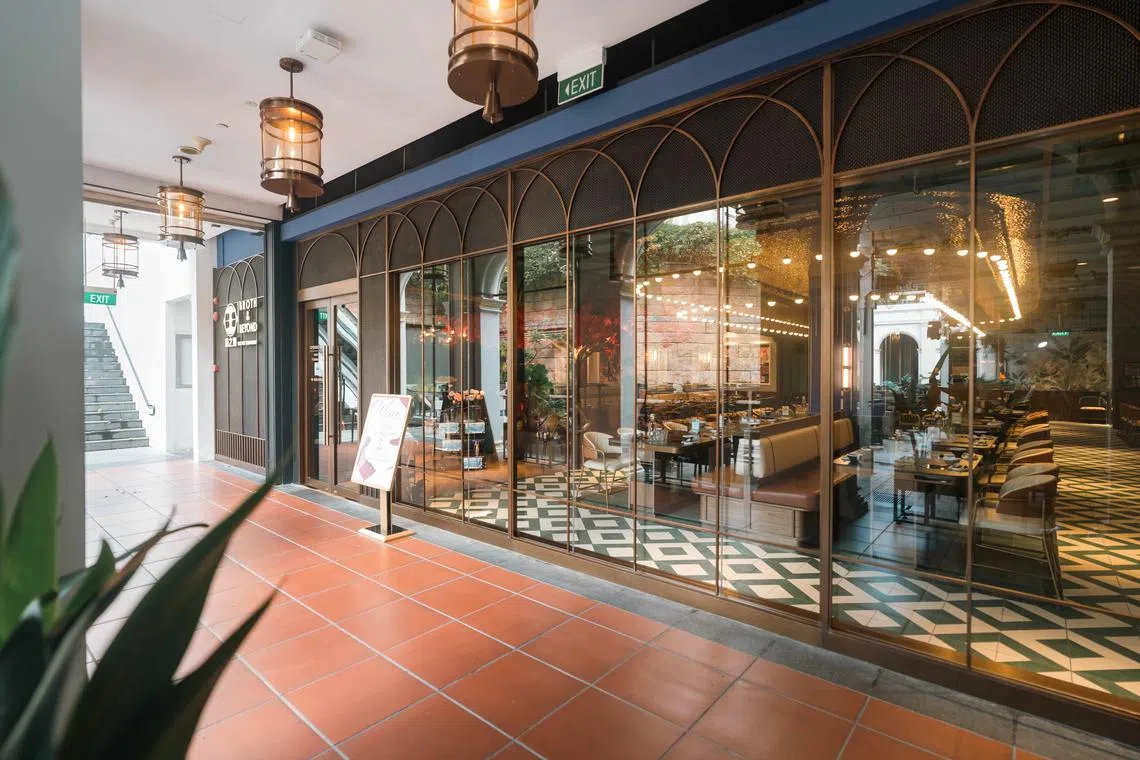 汤之境开在赞美广场底层，以现代风格重新诠释云南生态火锅。（餐馆提供）