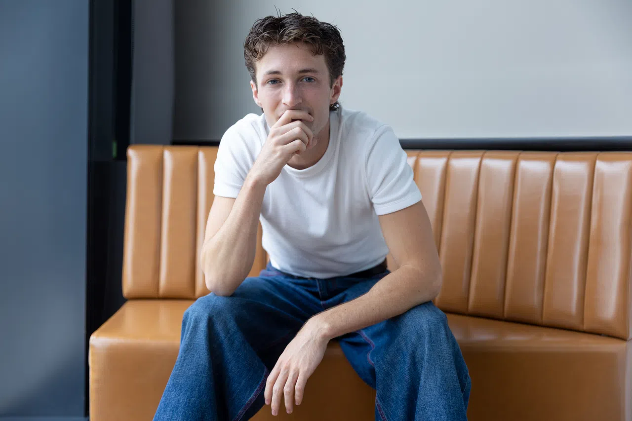 Henry Moodie的歌曲“Drunk Text”2023年发行后，在TikTok迅速走红。（白艳琳摄）