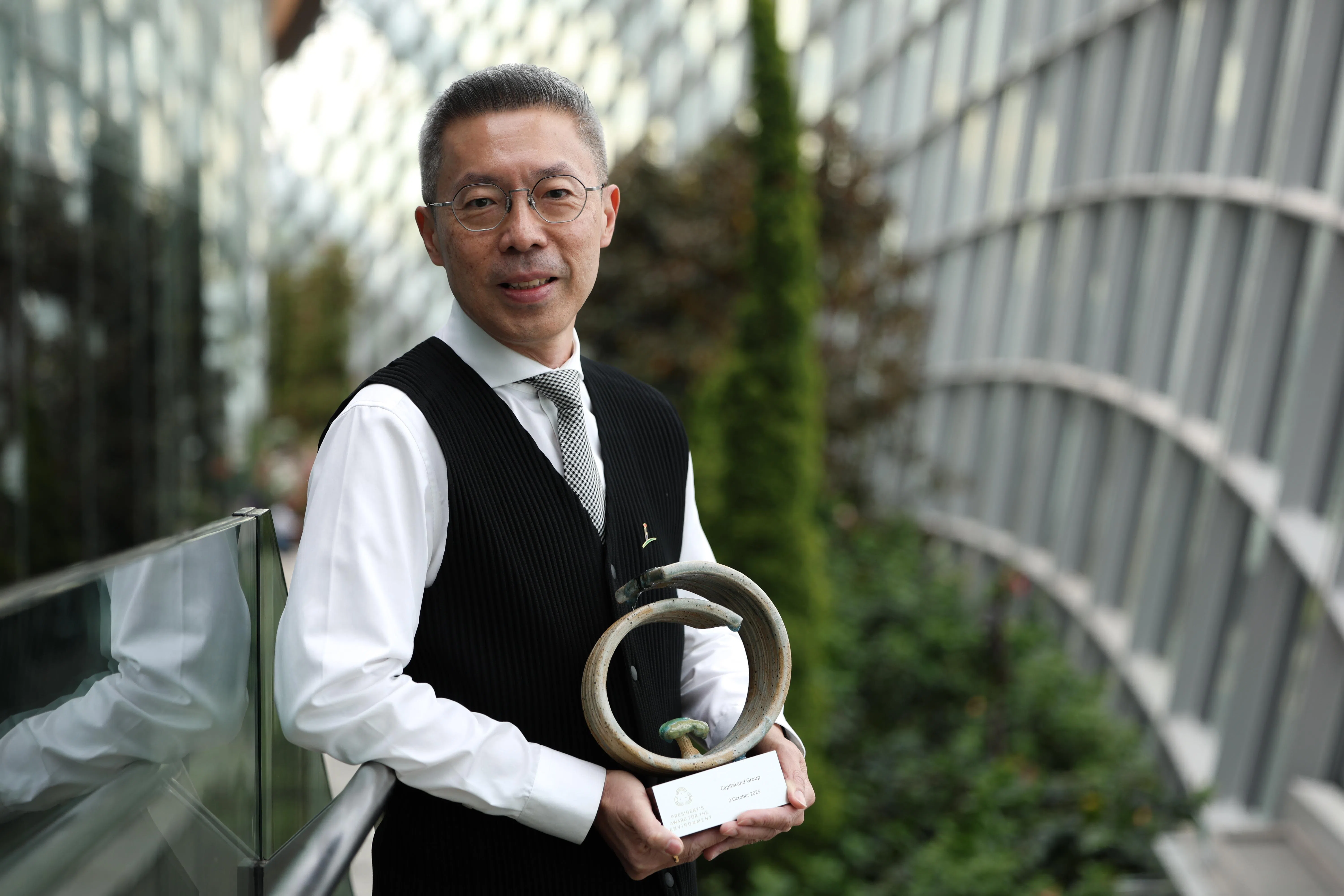 凯德发展首席执行官兼凯德集团执行董事叶能栋受访说，集团将继续提升投资组合韧性、推广创新方案，并为集团和所在社区创造长期价值。（关俊威摄）