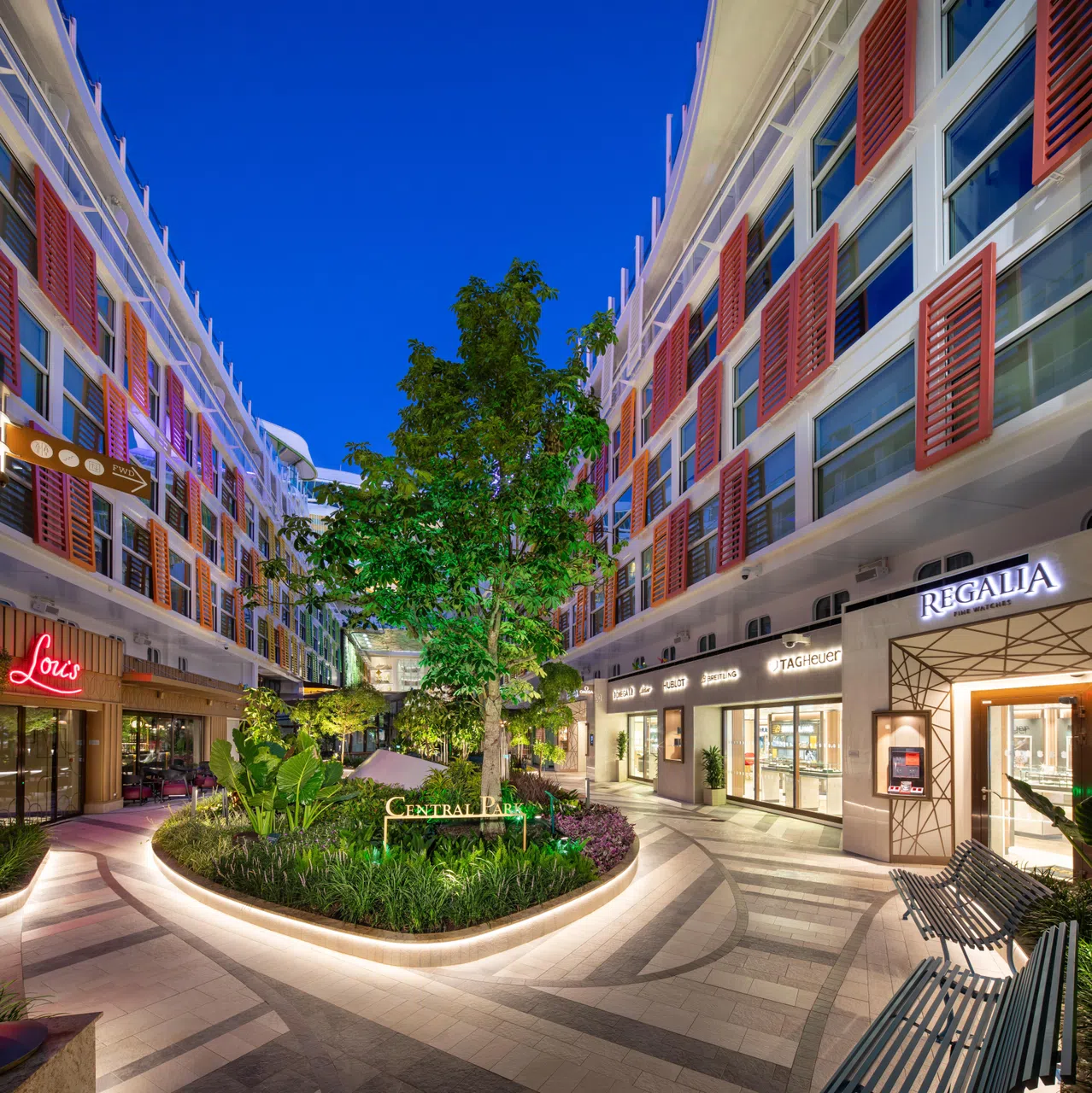 中央公园为乘客提供了一个远离海洋喧嚣的静谧绿洲。（皇家加勒比游轮公司）