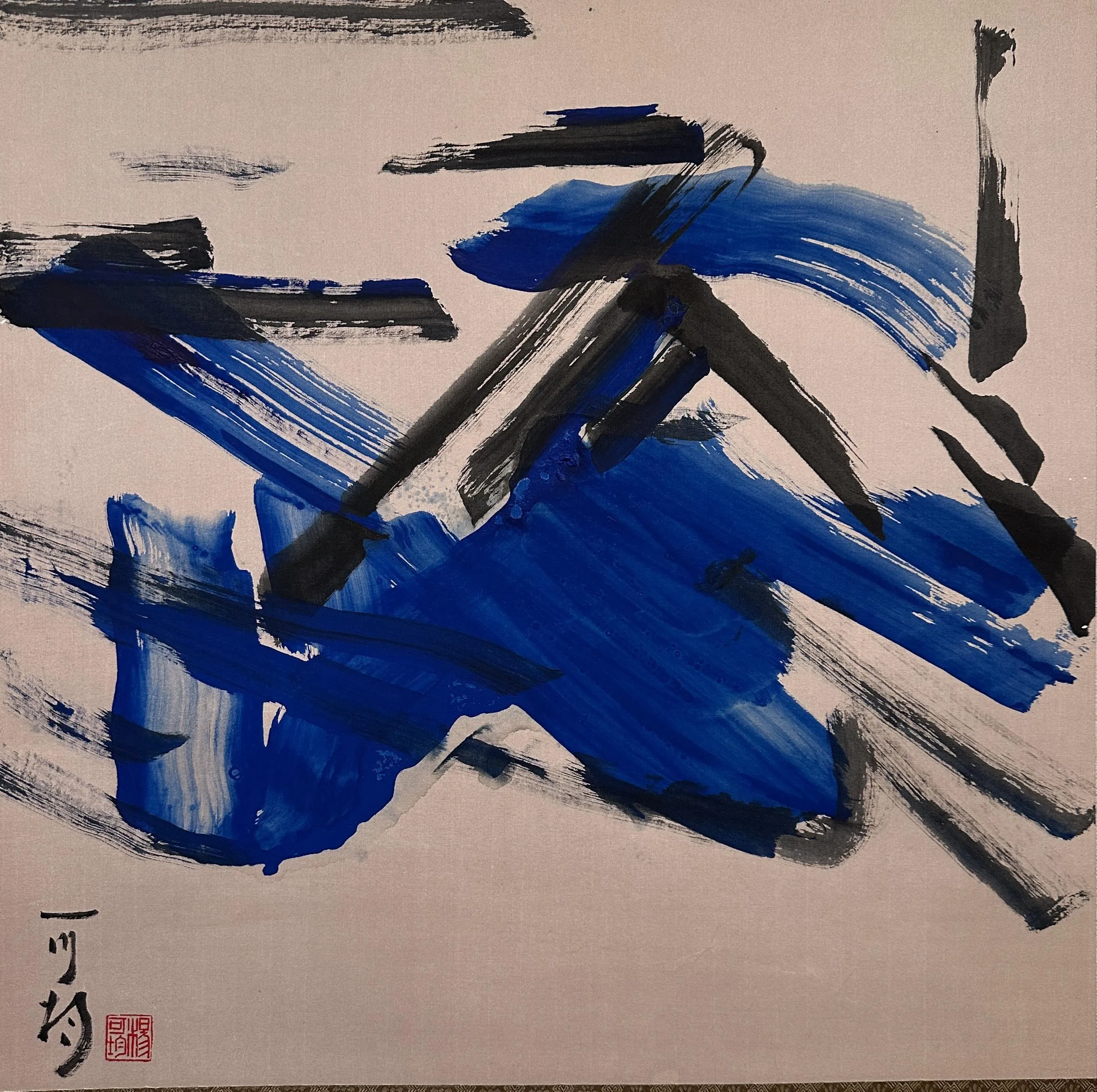 杨可均绢本彩墨画《沉蓝》（2025）。（海卉艺苑提供）