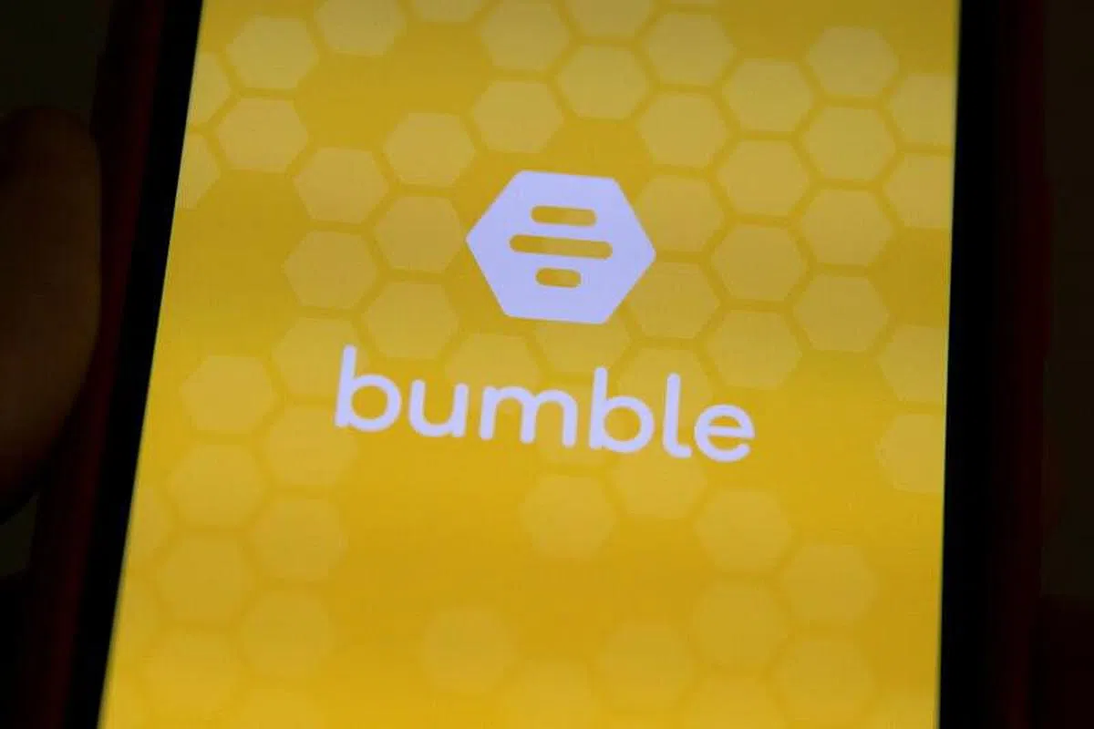 在今年3月初，Bumble Inc已经表示会停止在俄罗斯的业务，包括从俄罗斯和白罗斯的Apple App Store和Google Play Store中删除公司所有的应用程序。（路途社）