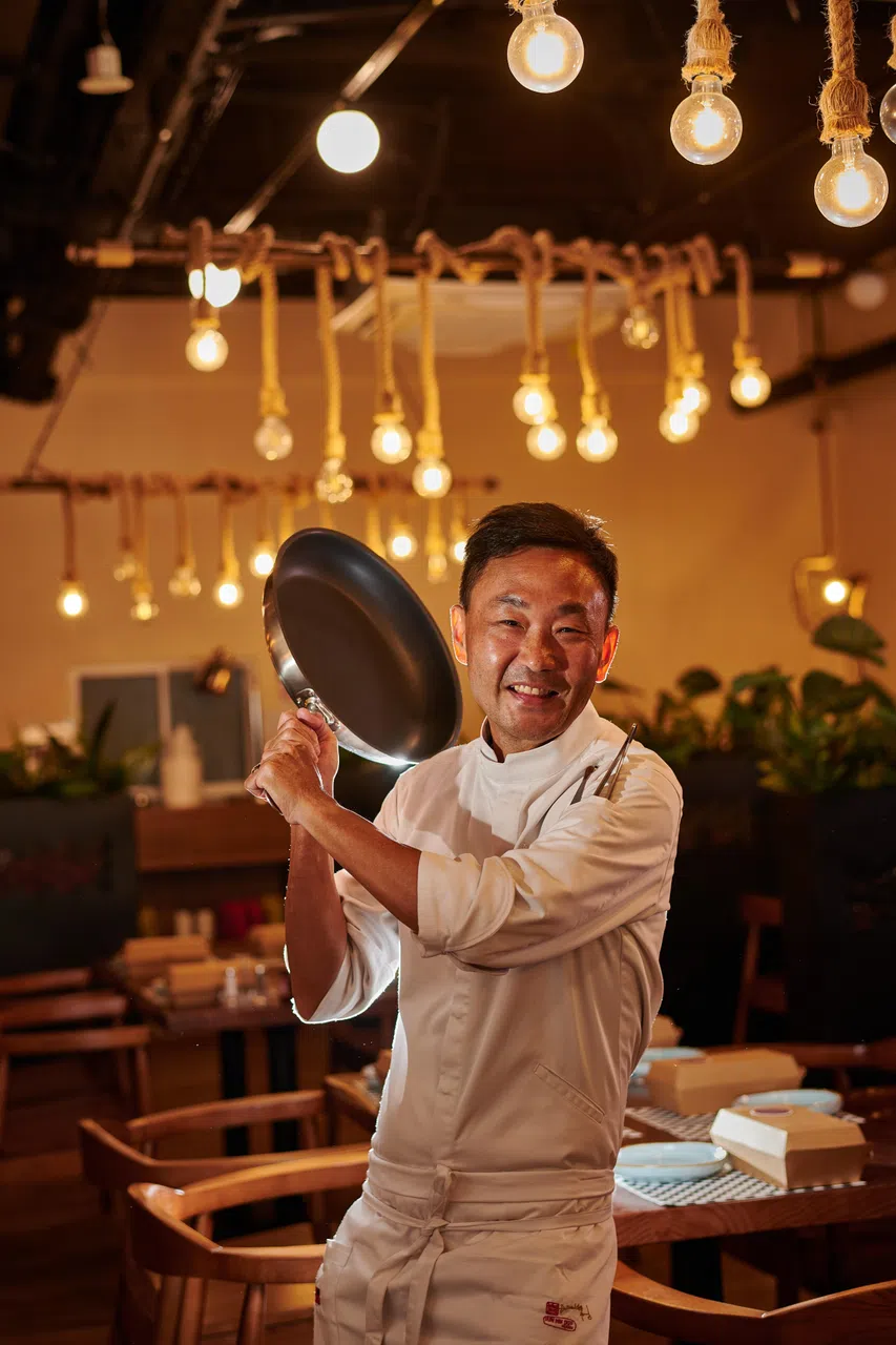 铁人名厨陈喜明为American Mass Hall亲自设计美式菜单。（餐馆提供）