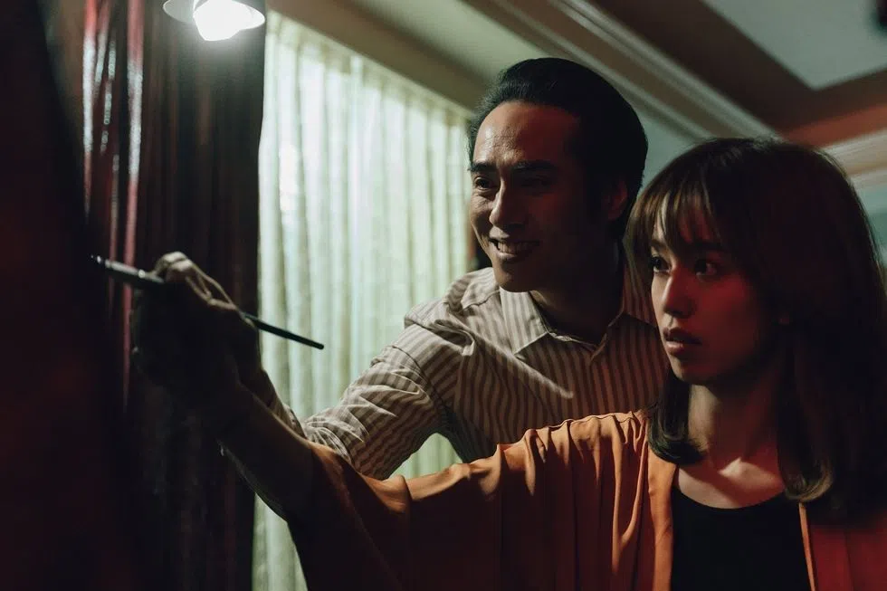 剧中庄凯勋（左）一直出现在陈庭妮的恶梦里。（互联网）