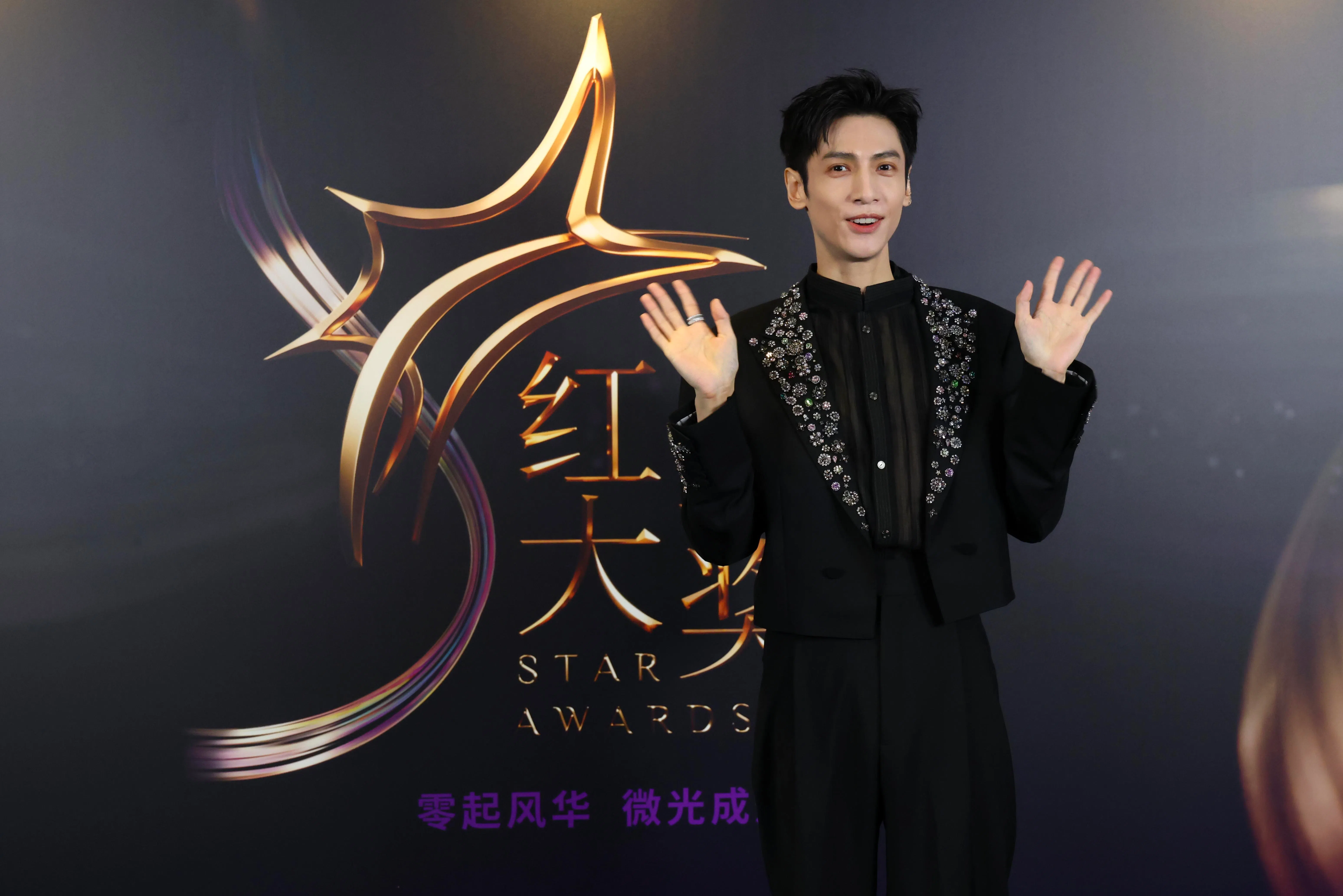 中国男星罗云熙首次来新亮相活动，诚意满满。（郑一鸣摄）