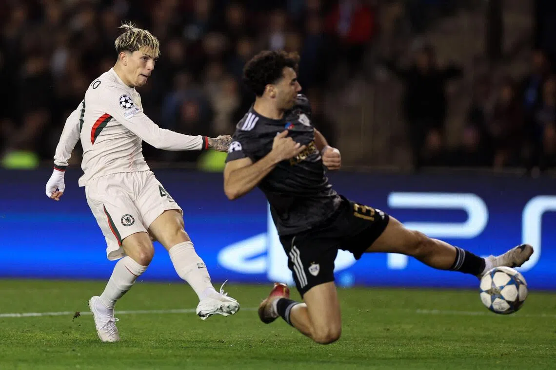 加纳乔（左）替补攻入扳平球，为切尔西避免了败仗。（法新社）